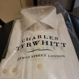 White Dressing non iron man shirt 15/33in 38/84cm